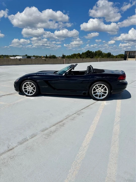 2003 Dodge Viper 3rd Gen - Image 3 of 14