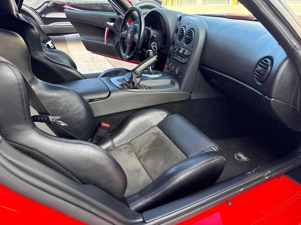 2003 Dodge Viper 3rd Gen - Image 15 of 15