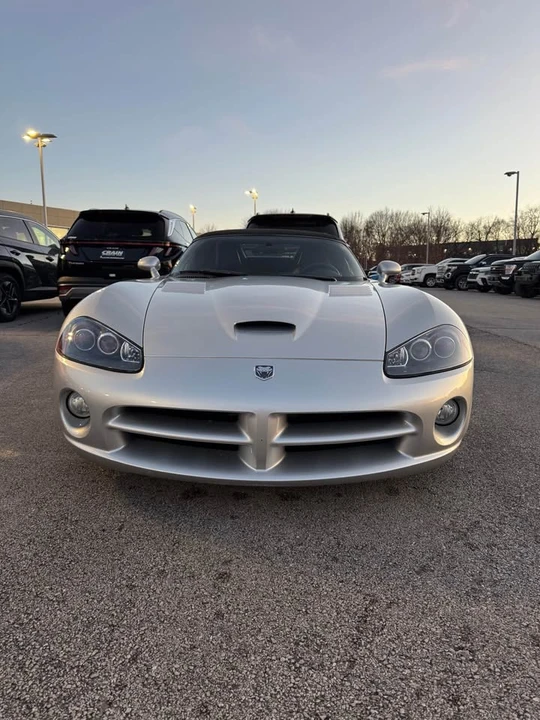 2003 Dodge Viper 3rd Gen - Image 2 of 13