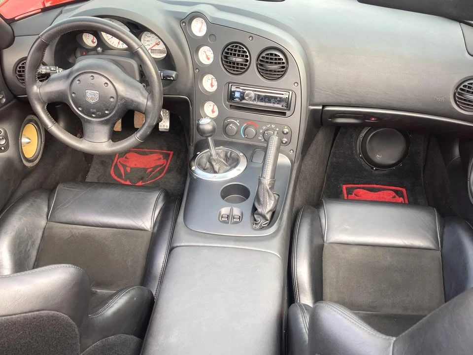 2003 Dodge Viper 3rd Gen - Image 10 of 19