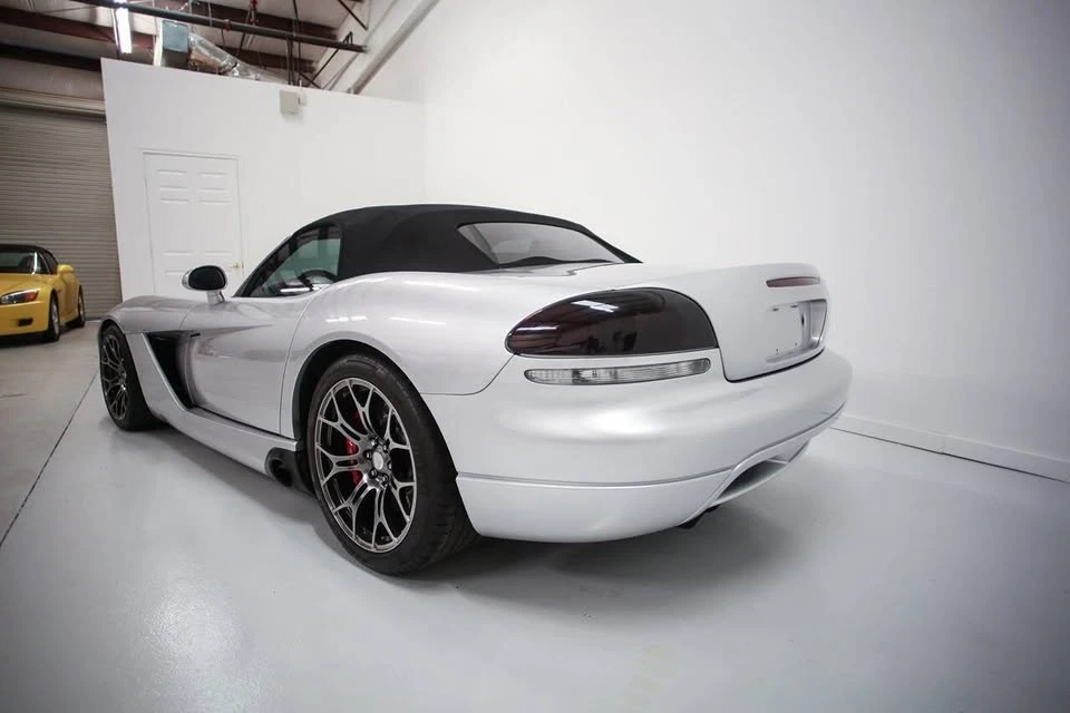 2003 Dodge Viper 3rd Gen - Image 5 of 20