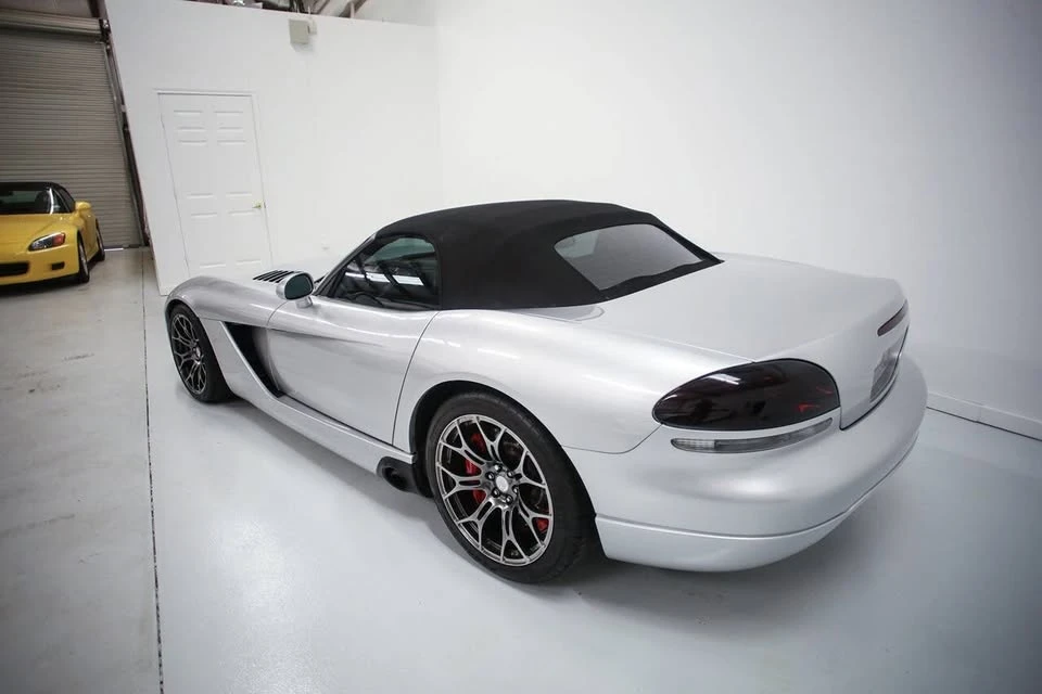 2003 Dodge Viper 3rd Gen - Image 15 of 20