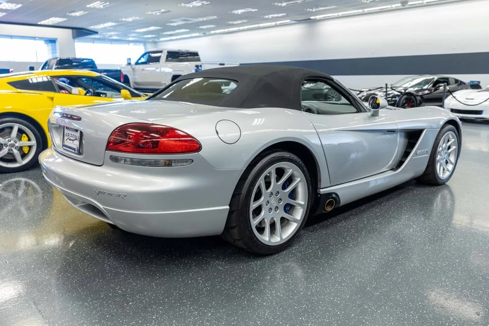2003 Dodge Viper 3rd Gen - Image 5 of 17
