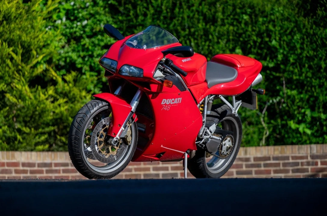 2003 Ducati 748 - Image 2 of 30