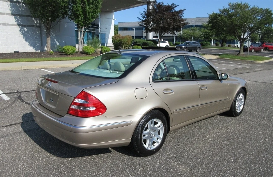 2003 Mercedes-Benz W211 E-Class - Image 8 of 21