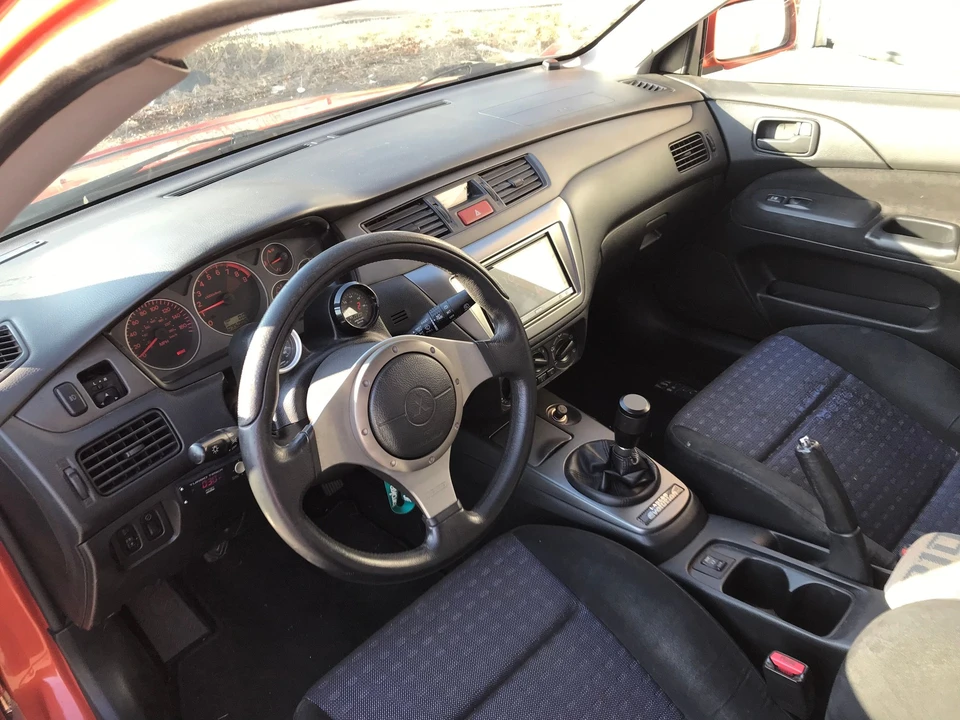 Mitsubishi Lancer Evolution VIII 7th Gen - Image 11 of 14