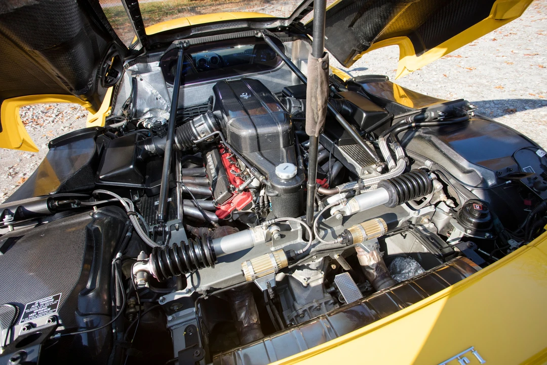 2003 Ferrari Enzo - Image 20 of 31
