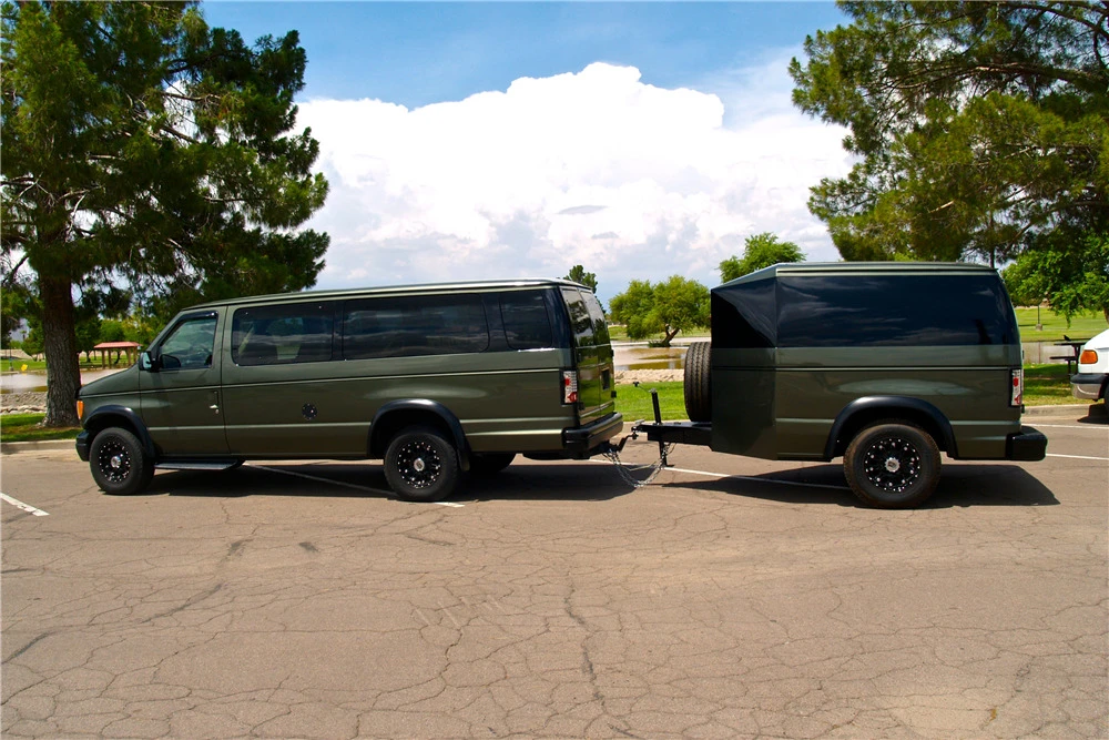 2003 Ford Econoline Van - Image 2 of 6