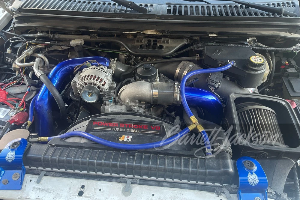 2003 Ford Excursion - Image 2 of 15