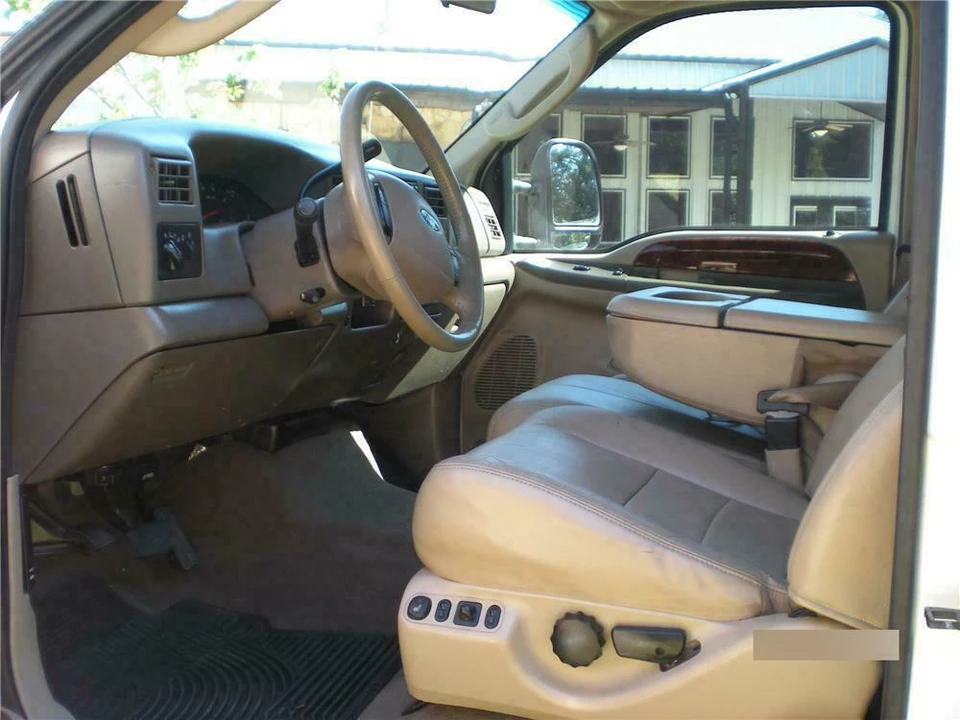 2003 Ford Super Duty 1st Gen - Image 3 of 4