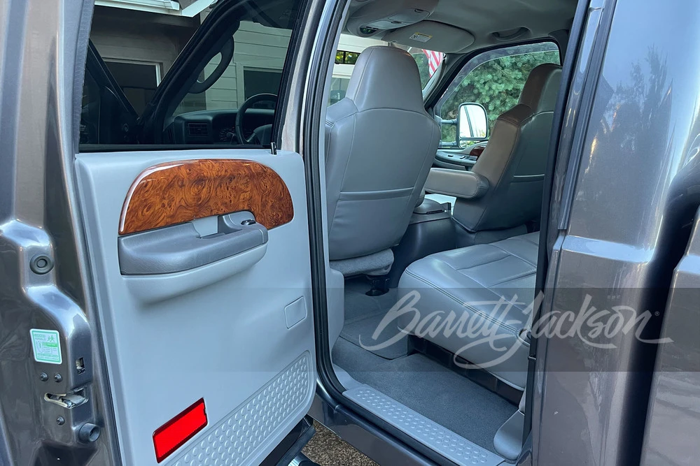 2003 Ford Super Duty 1st Gen - Image 14 of 24