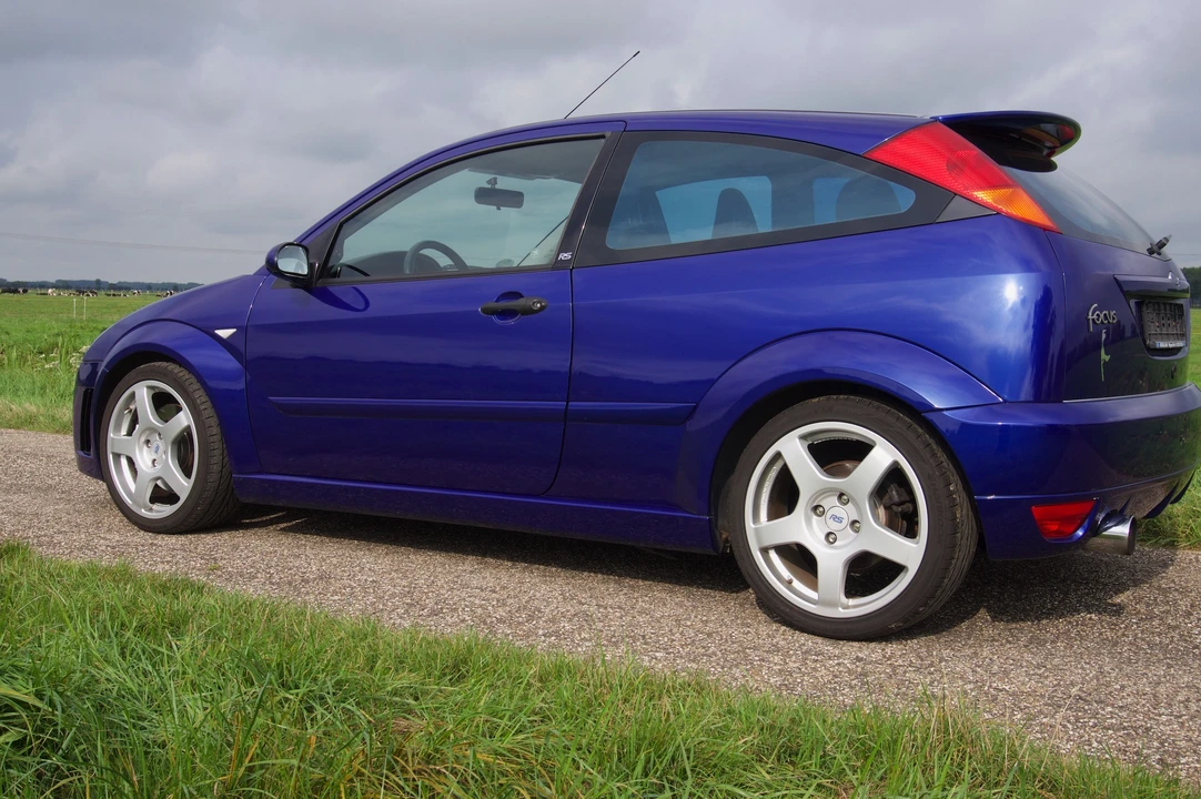 2003 Ford Focus RS 1st Gen - Image 15 of 31