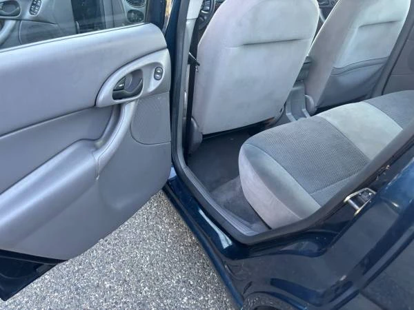 2003 Ford Focus 1st Gen - Image 15 of 21