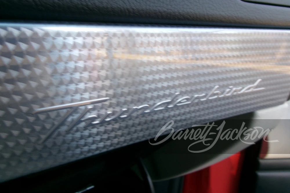 2003 Ford Thunderbird 11th Gen - Image 15 of 31