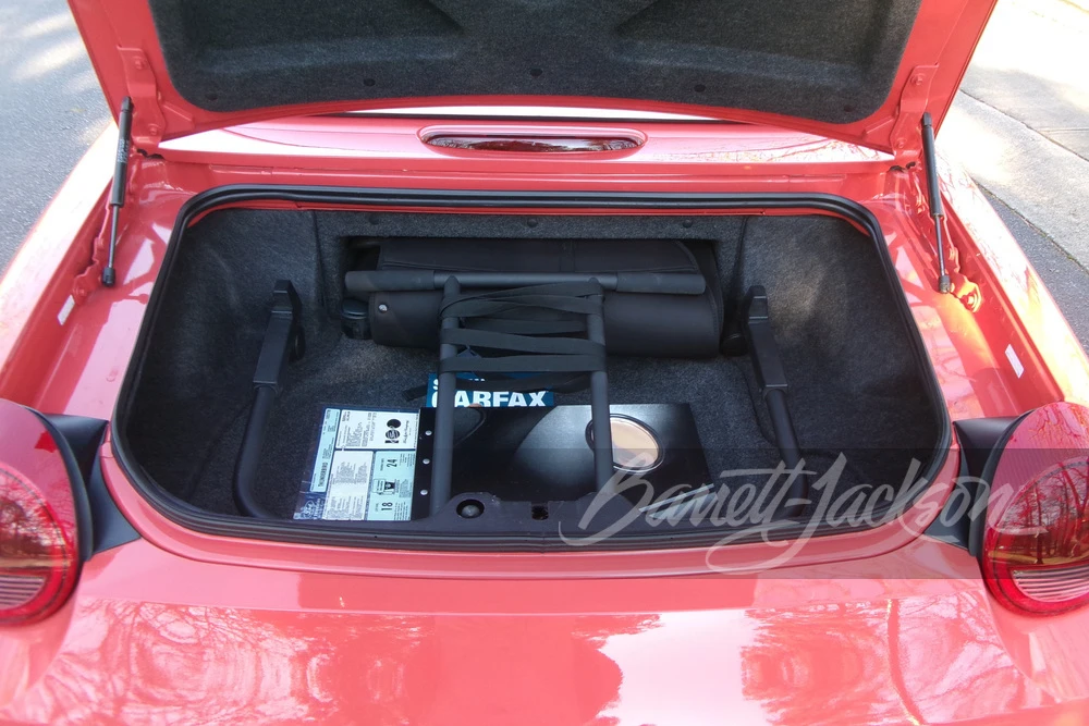 2003 Ford Thunderbird 11th Gen - Image 16 of 31
