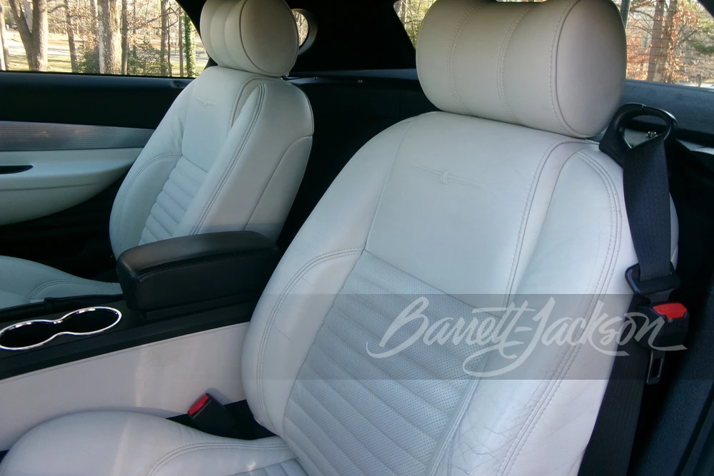 2003 Ford Thunderbird 11th Gen - Image 13 of 31