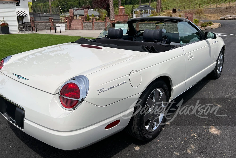 2003 Ford Thunderbird 11th Gen - Image 2 of 22