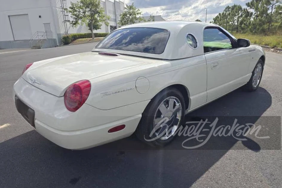 2003 Ford Thunderbird 11th Gen - Image 2 of 5