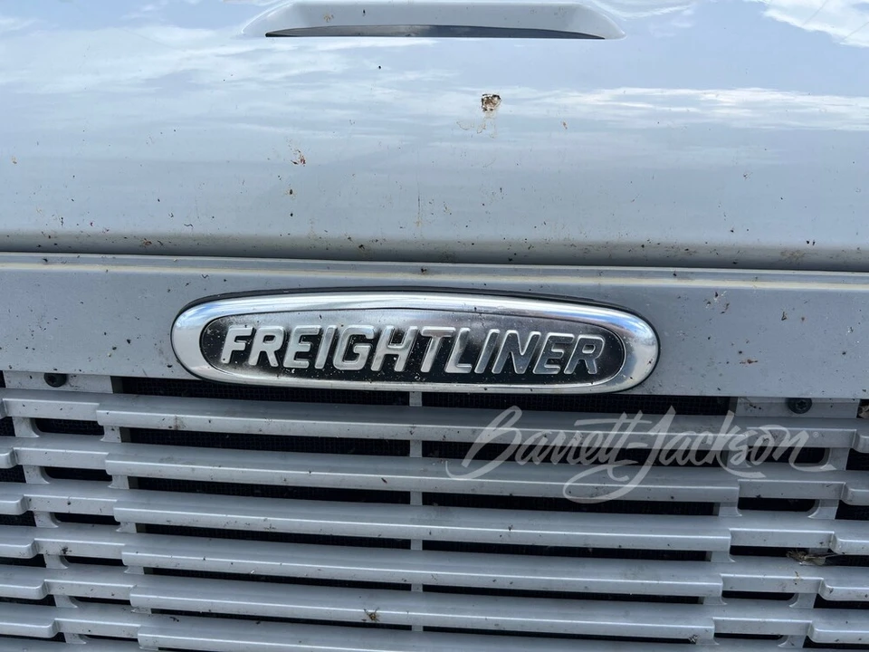 2003 Freightliner - Image 10 of 26