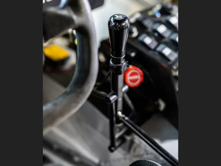 2003 Ferrari 550 Maranello - Image 17 of 31