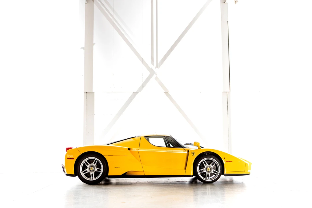 2003 Ferrari Enzo - Image 3 of 24