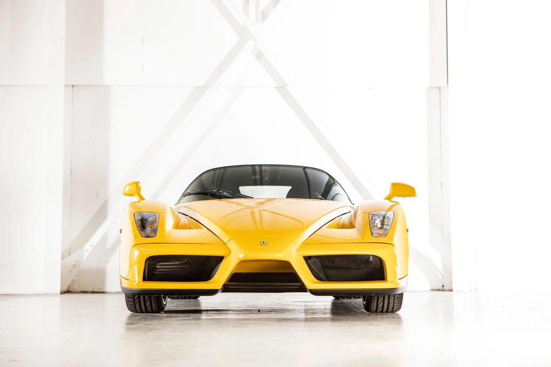 2003 Ferrari Enzo - Image 2 of 24