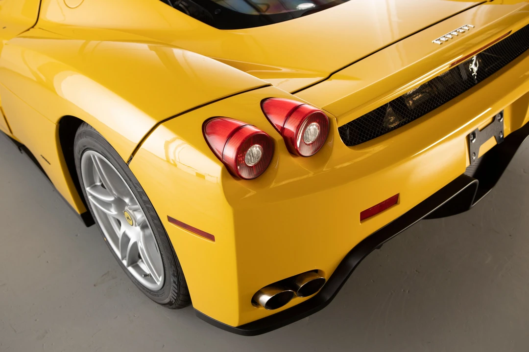 2003 Ferrari Enzo - Image 20 of 24