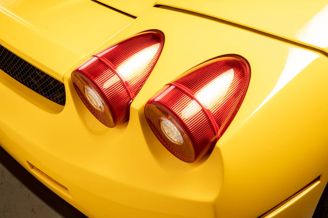 2003 Ferrari Enzo - Image 23 of 24