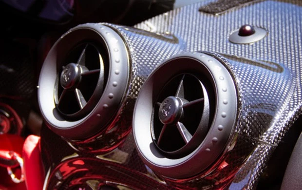2003 Ferrari Enzo - Image 11 of 21