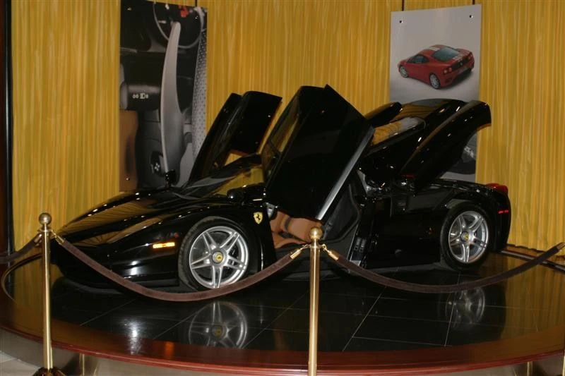 2003 Ferrari Enzo - Image 5 of 31