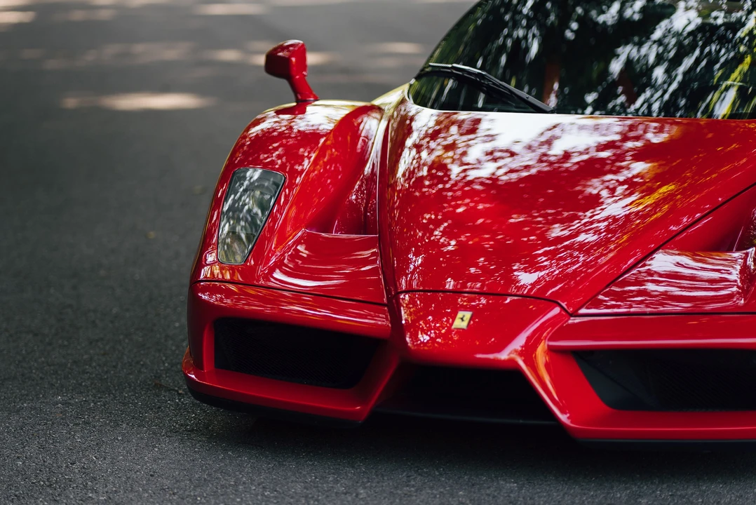 2003 Ferrari Enzo - Image 2 of 31