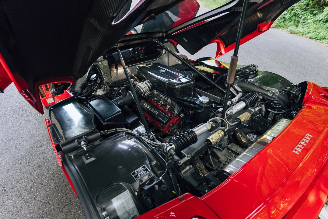 2003 Ferrari Enzo - Image 22 of 31
