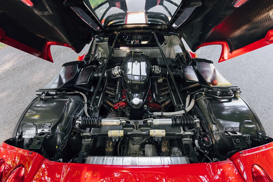 2003 Ferrari Enzo - Image 14 of 31