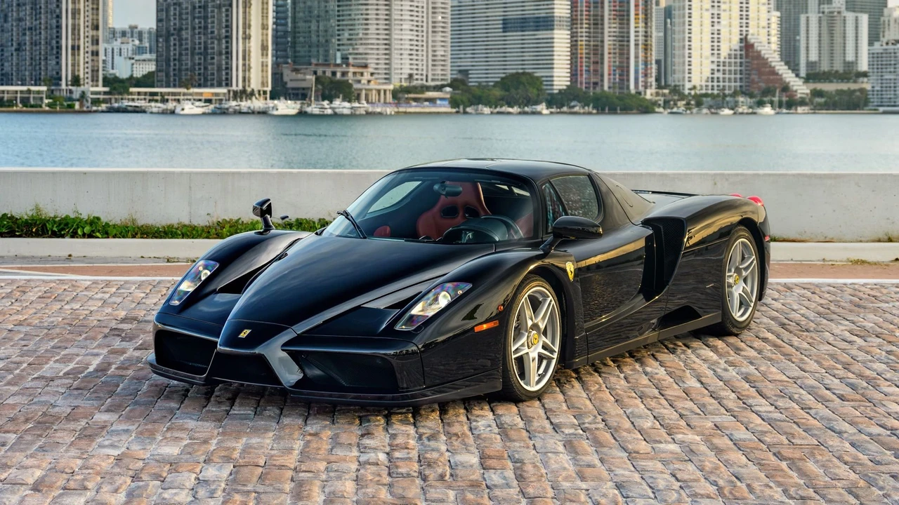 2003 Ferrari Enzo - Image 5 of 31