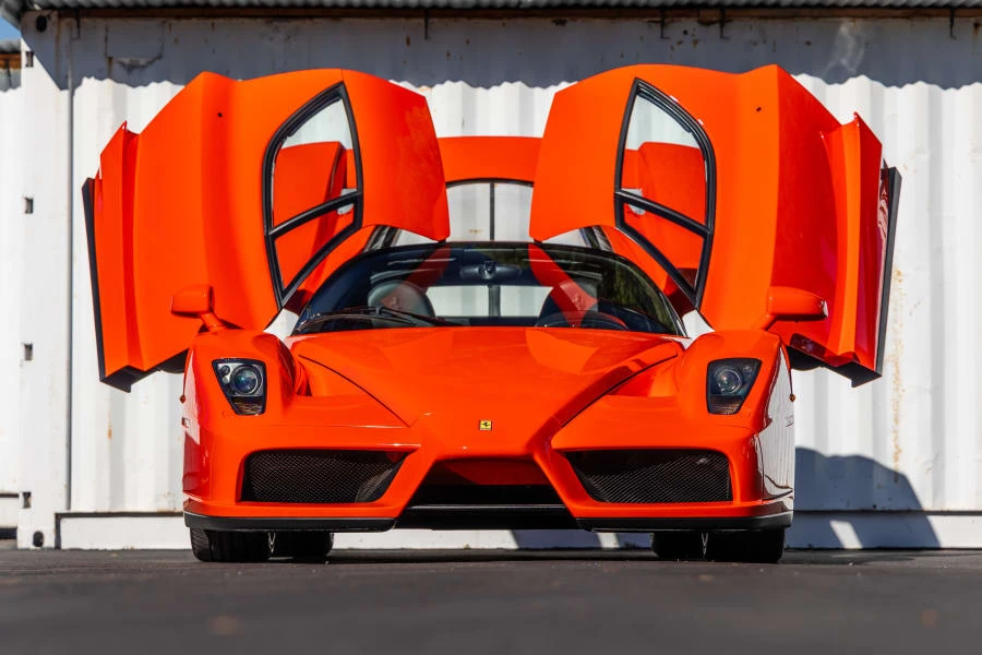 2003 Ferrari Enzo - Image 25 of 31
