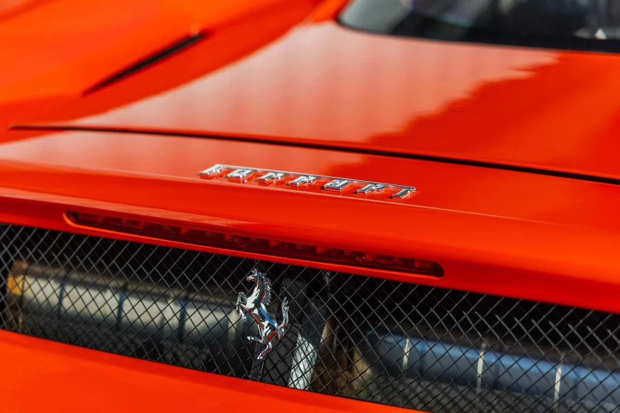 2003 Ferrari Enzo - Image 12 of 31