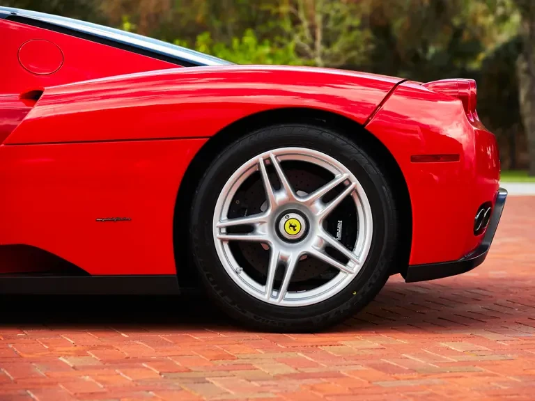 2003 Ferrari Enzo - Image 26 of 31
