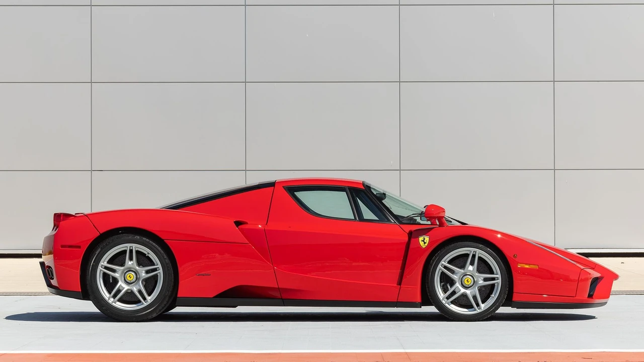 2003 Ferrari Enzo - Image 4 of 31