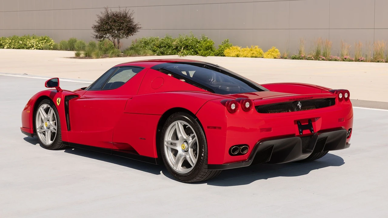 2003 Ferrari Enzo - Image 22 of 31