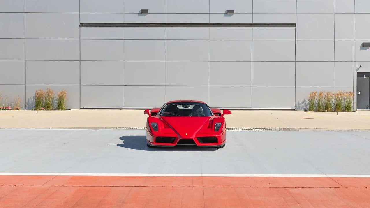 2003 Ferrari Enzo - Image 13 of 31