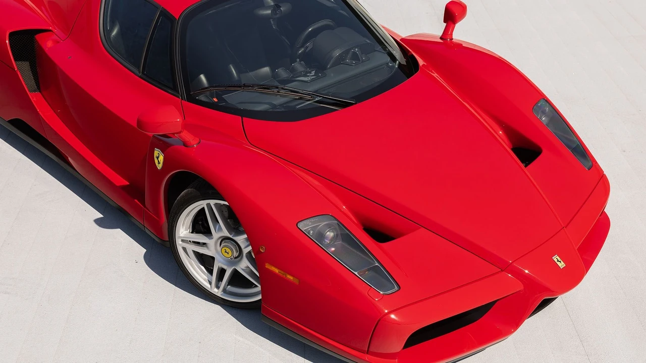 2003 Ferrari Enzo - Image 24 of 31