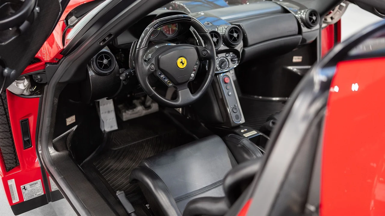 2003 Ferrari Enzo - Image 6 of 31