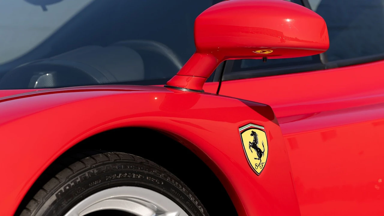 2003 Ferrari Enzo - Image 30 of 31