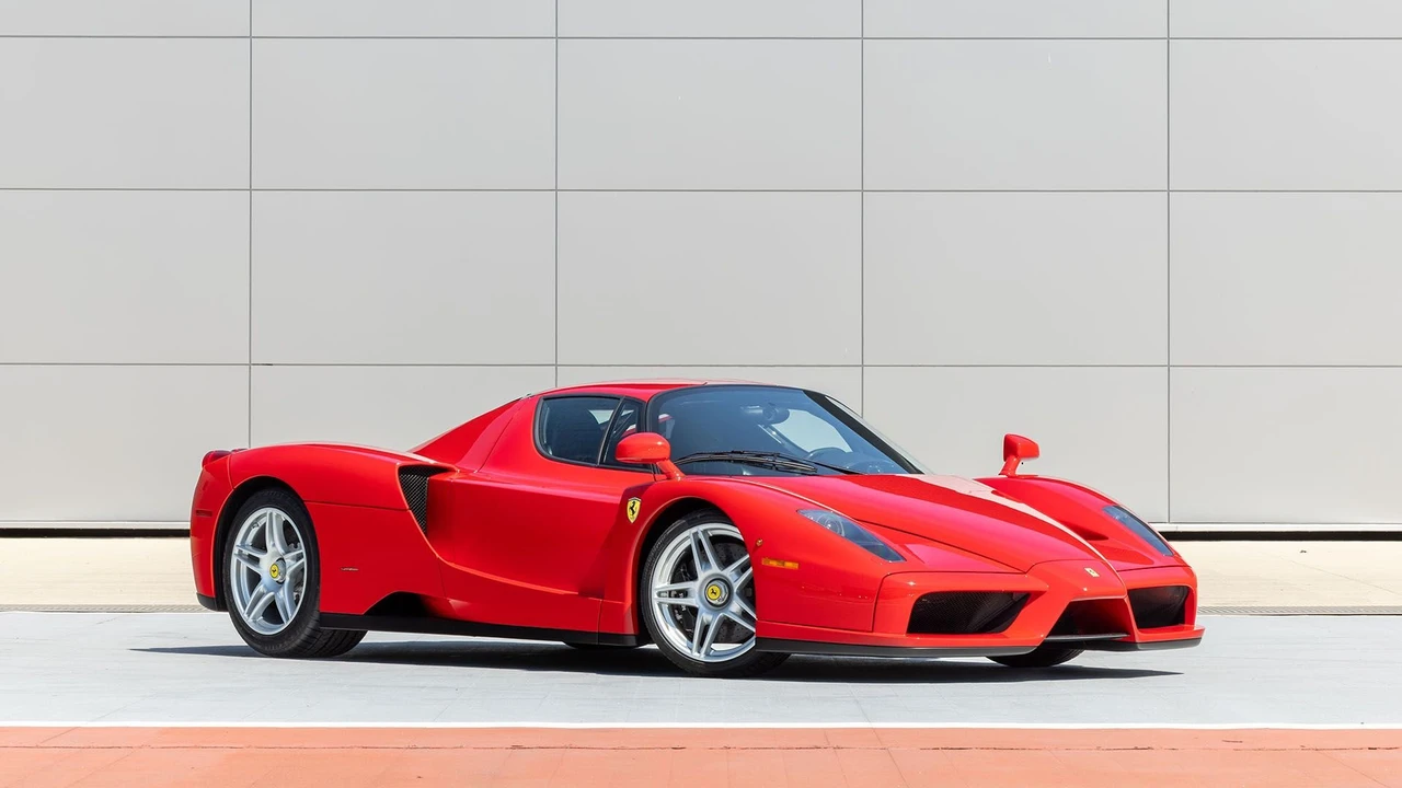 2003 Ferrari Enzo - Image 7 of 31