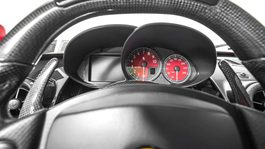 2003 Ferrari Enzo - Image 10 of 20