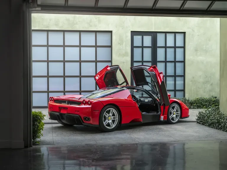 2003 Ferrari Enzo - Image 11 of 31