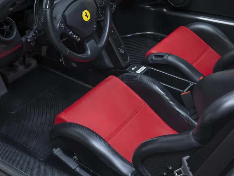 2003 Ferrari Enzo - Image 28 of 31