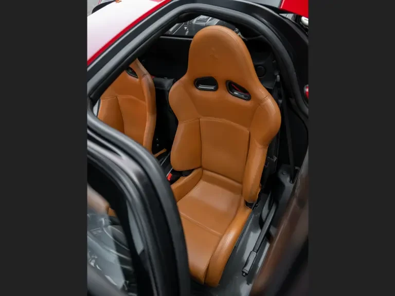 2003 Ferrari Enzo - Image 27 of 31