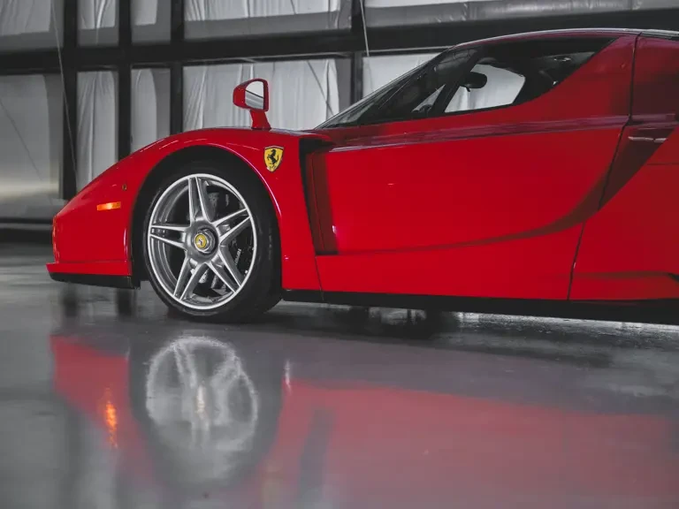 2003 Ferrari Enzo - Image 13 of 31