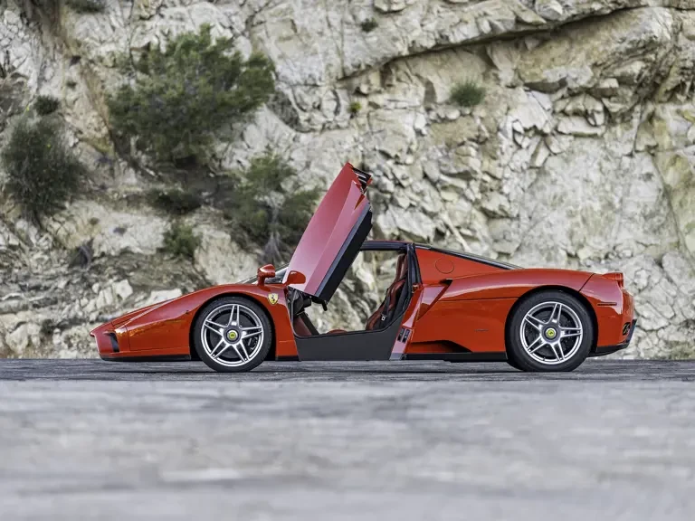 2003 Ferrari Enzo - Image 11 of 31